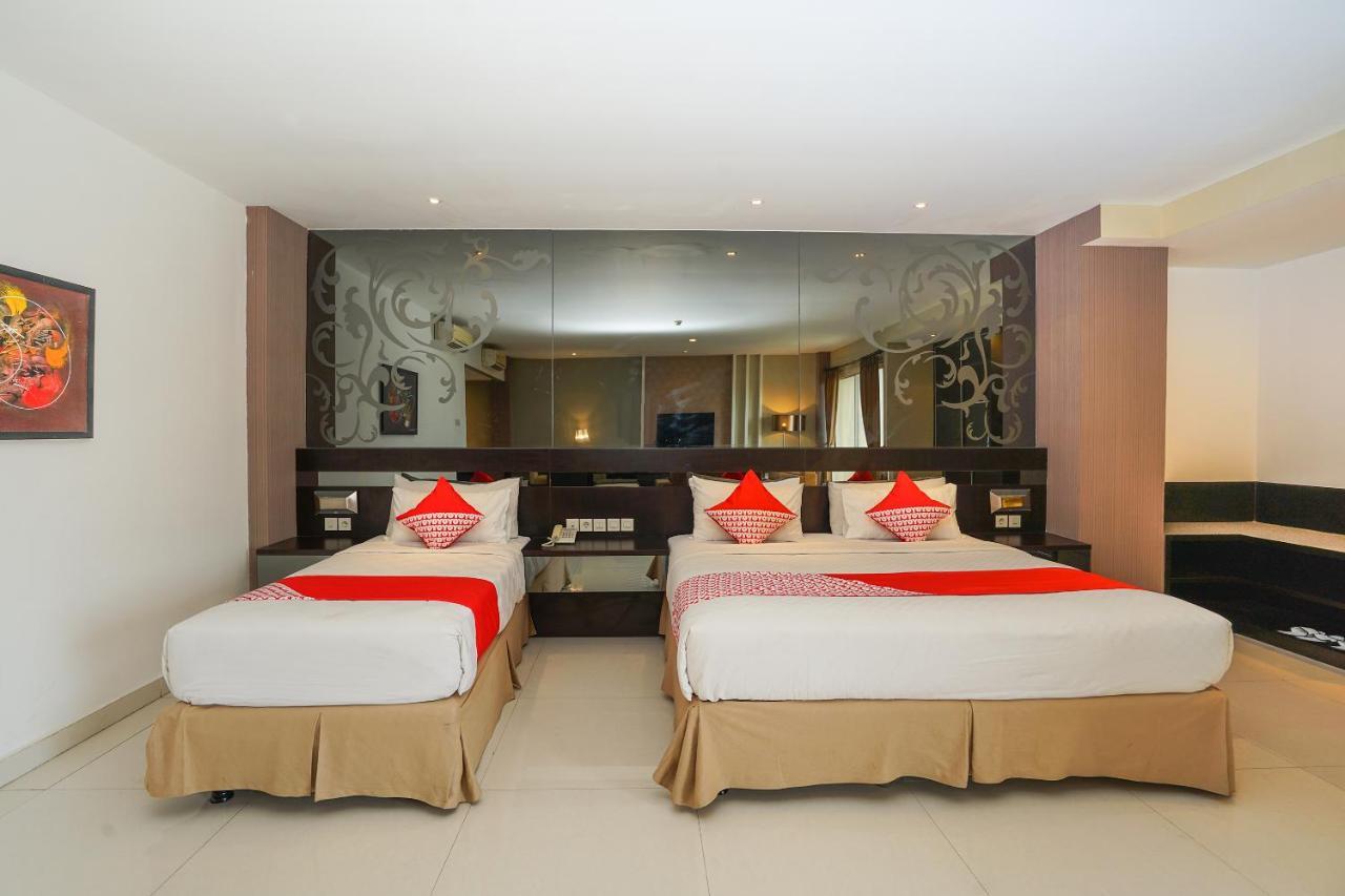 Oyo 197 Prime Royal Hotel Kapasari ภายนอก รูปภาพ